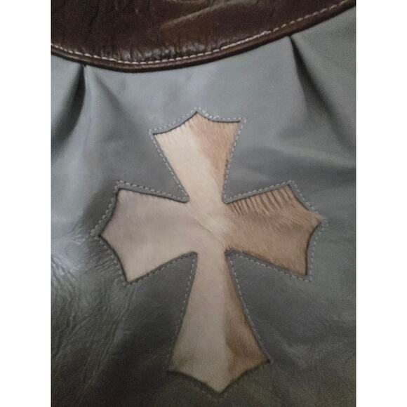 Blue leather purse with cross accent - Picture 2 of 6